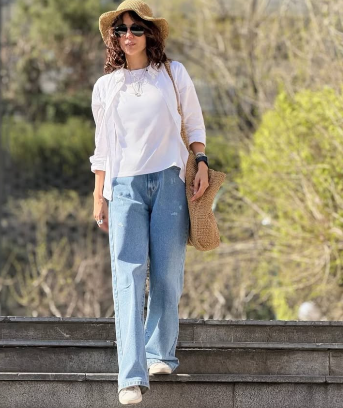 عکس | استایل اروپایی و جنجالی سارا بهرامی برای عید