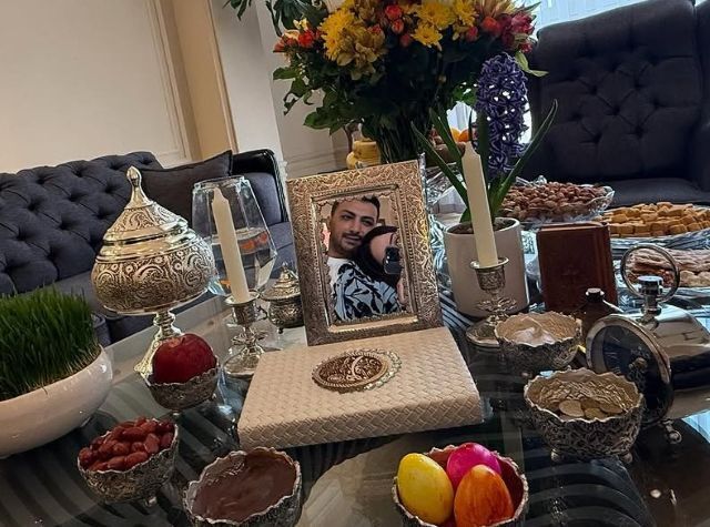 عکس | قاب عاشقانه المیرا دهقانی و همسرش در کنار سفره هفت سین عکس | قاب عاشقانه المیرا دهقانی و همسرش در کنار سفره هفت سین