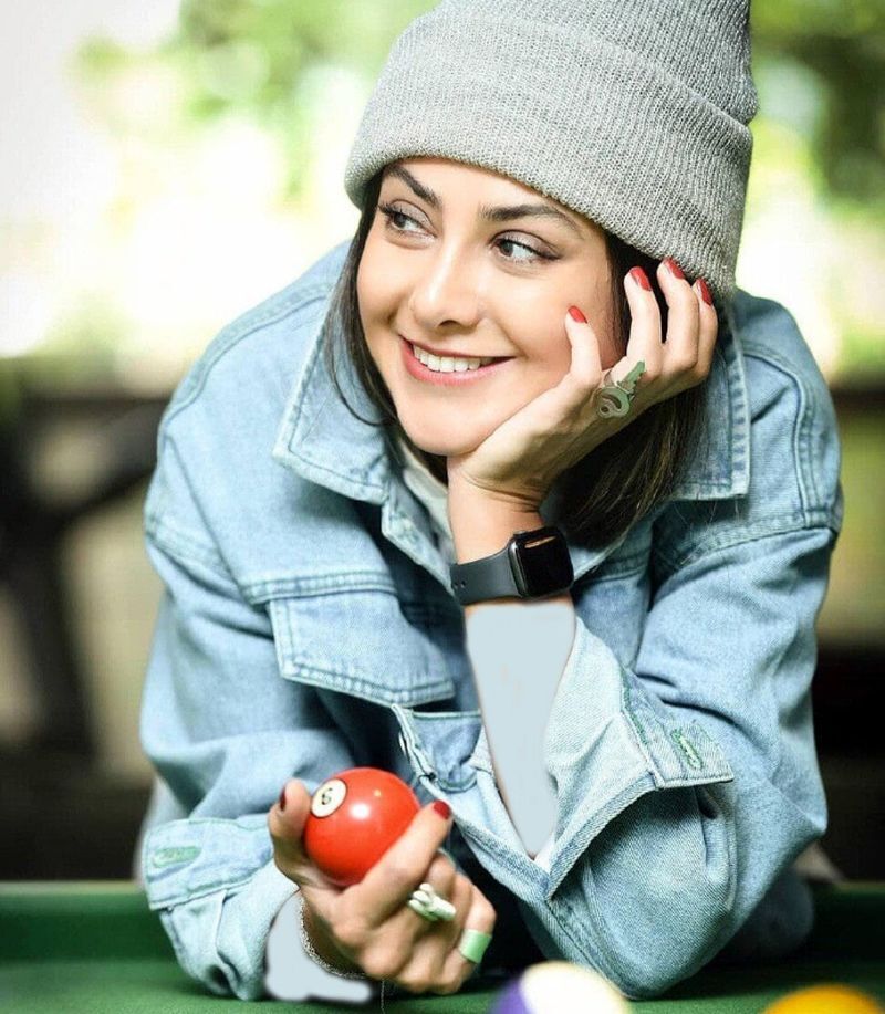 عکس | حلقه عجیب آزاده صمدی و استایل خاصش در عکس جنجالی جدید!