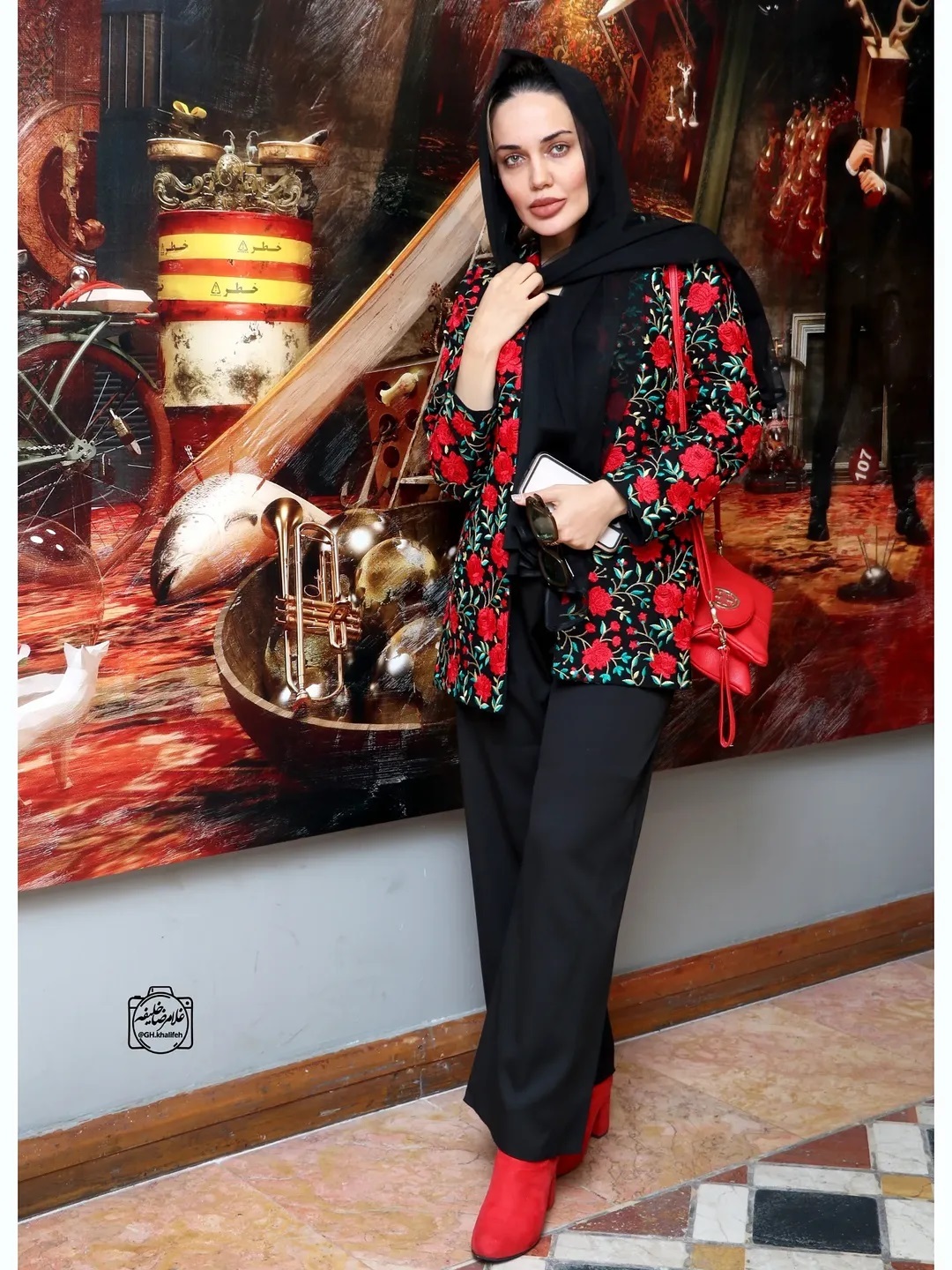 عکس | تصاویری از بازیگران در مراسم گلاب آدینه | استایل بهنوش طباطبایی و صدف اسپهبدی سوژه شد