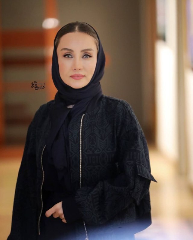 عکس | حدیث فولادوند با تیپ ساده و شیکش جذابیت را معنا کرد!