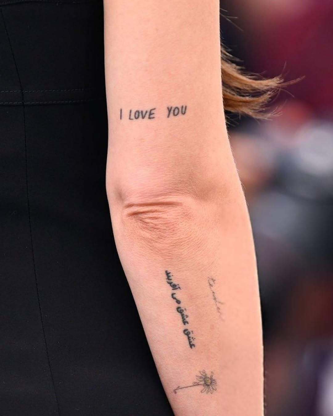 عکس | تتوی فارسیِ بازیگر معروف هالیوود خبرساز شد