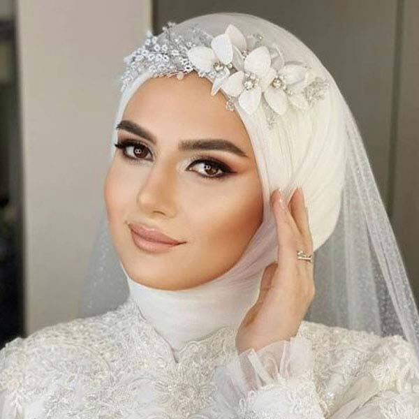 رنگ لنز مناسب برای عروس | معرفی 5 لنز پر فروش