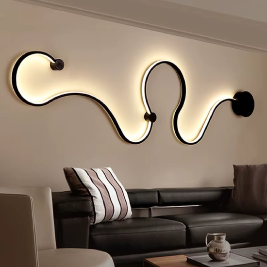 پذیرایی؛ صحنه‌ی نمایش نور