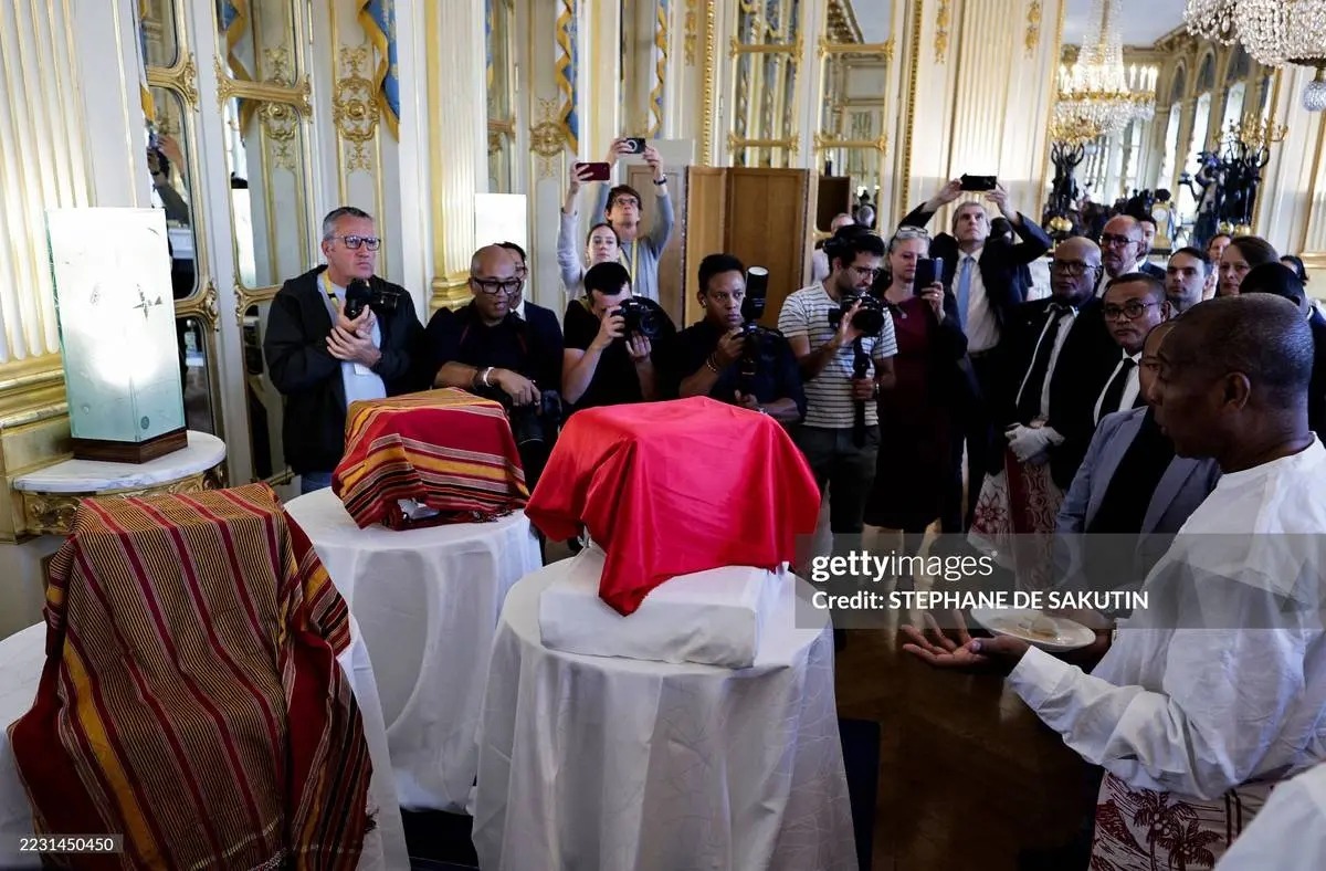 فرانسه سر بریده پادشاه ماداگاسکار را بازگرداند