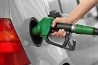 قیمت بنزین در سال ۱۴۰۴ چقدر است ؟