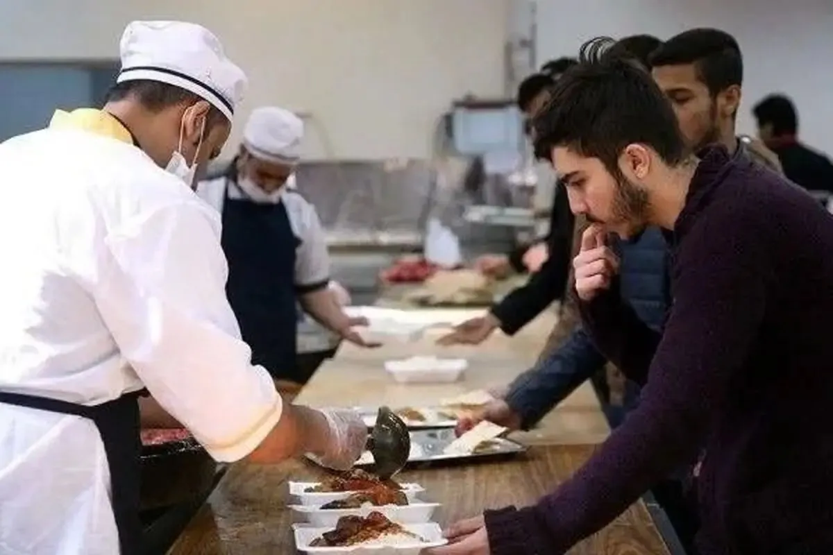 غذای دانشجویی