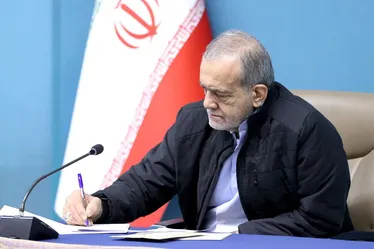 اعلام تیم ۶ نفره پزشکیان برای تصمیم گیری