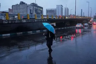 تداوم فعالیت سامانه بارشی در کشور/ کدام استان‌ها امروز بارانی می‌شوند؟